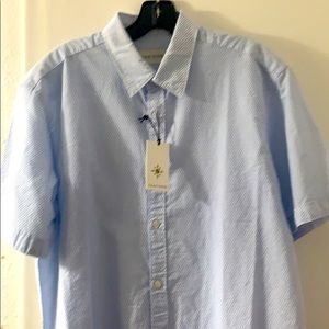 Coastaoro Men’s shirt size Medium